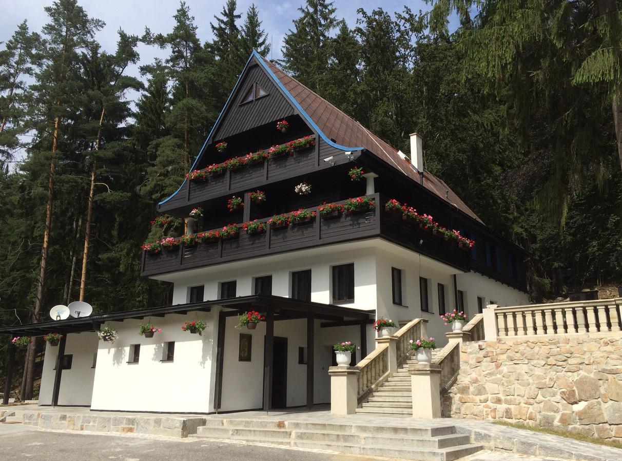 Hunting Lodge Vitkov Sokolov Extérieur photo